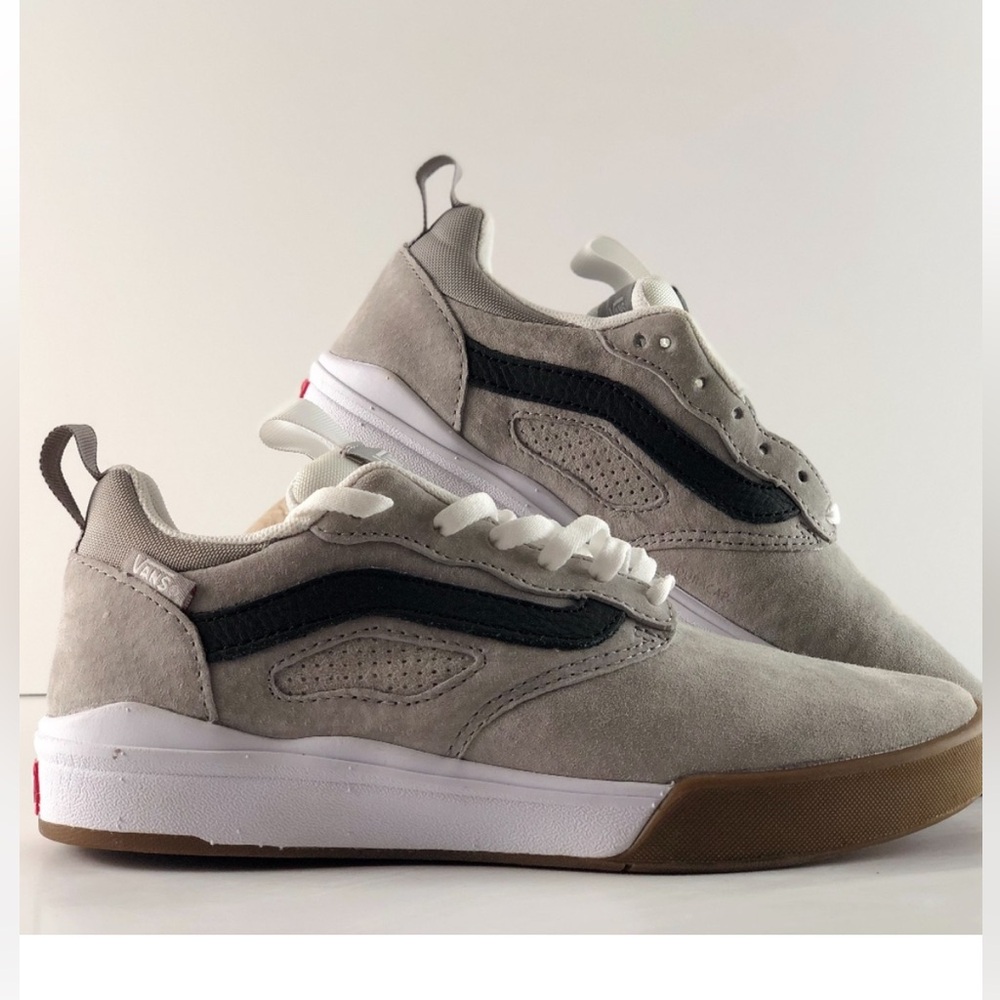 Vans Ultra Range Pro Sneakers in Drizzle/White Men's Size 12